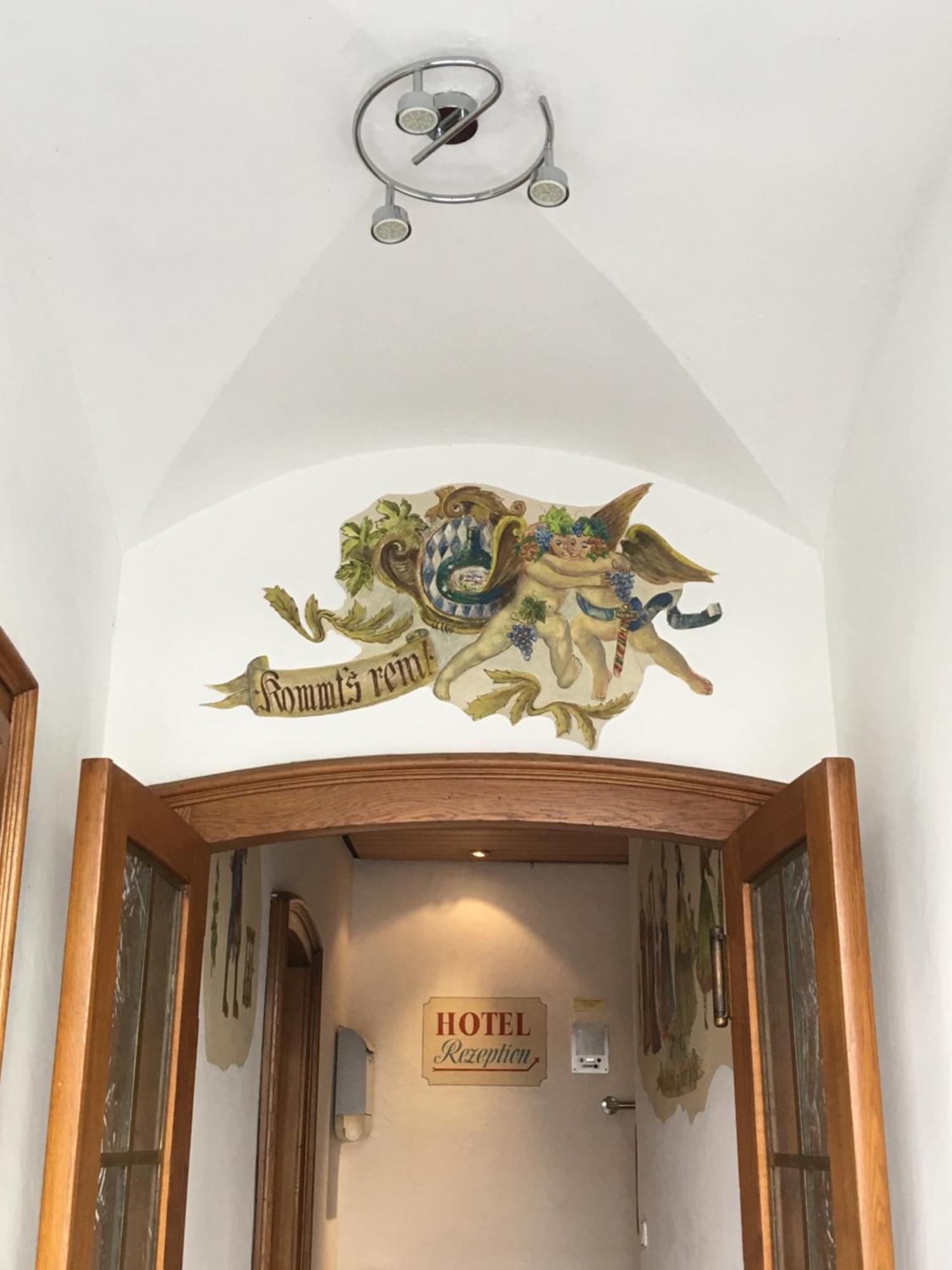 Hotel Zum Winzermaennle Wurzburgo Exterior foto